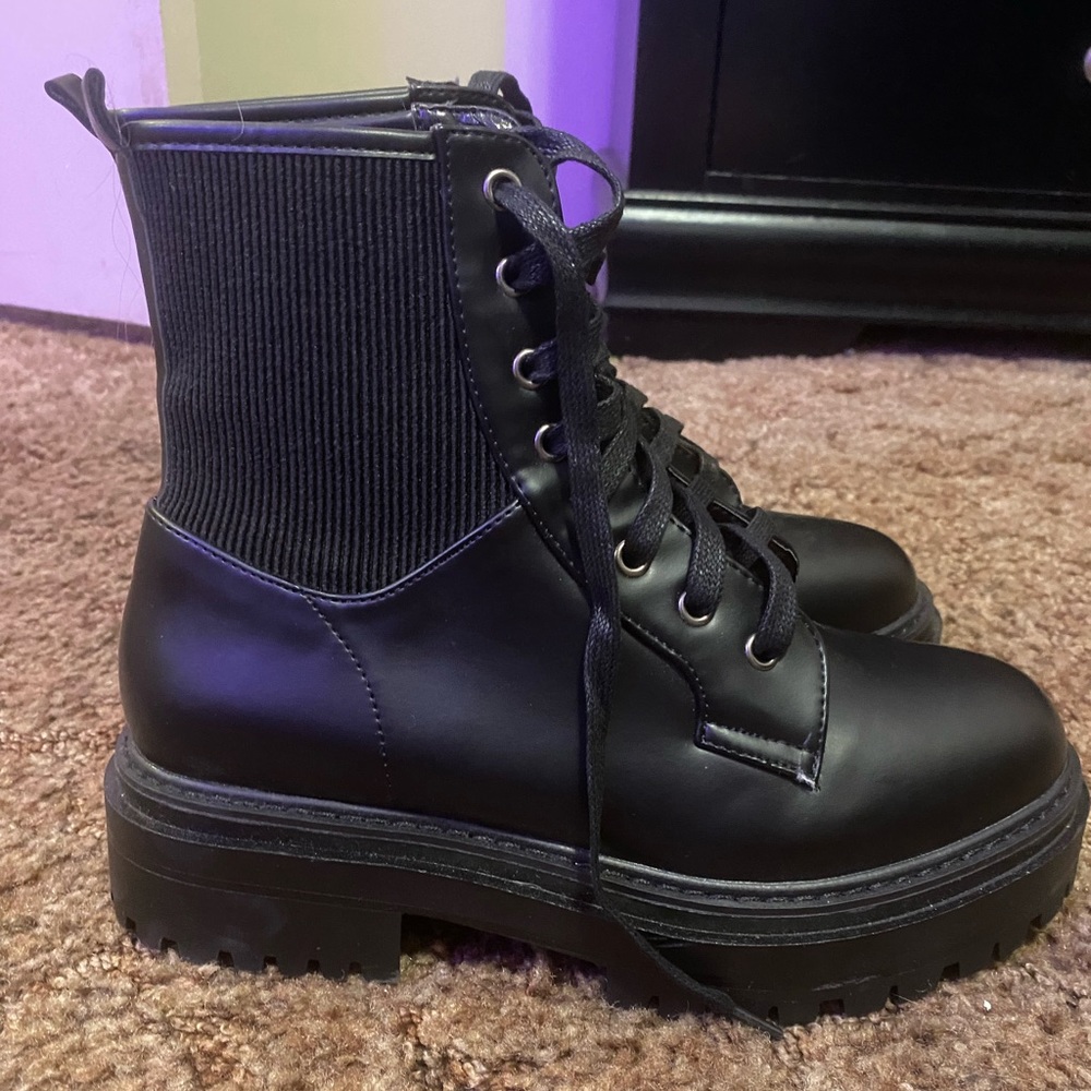 Envy chunky boots
